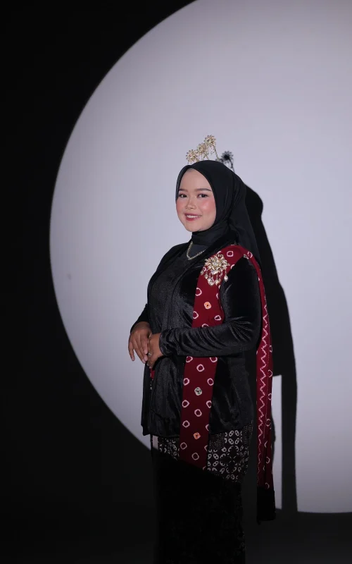 Nia-Agung-9